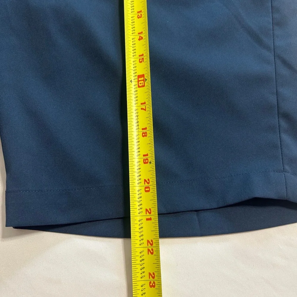 Walter Hagen Mens Golf Shorts Navy Blue Flat Front Performance Stretch Size 38